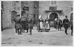 BR70520 dubrovnik ragusa nosnja iz okolice croatia military types folklore