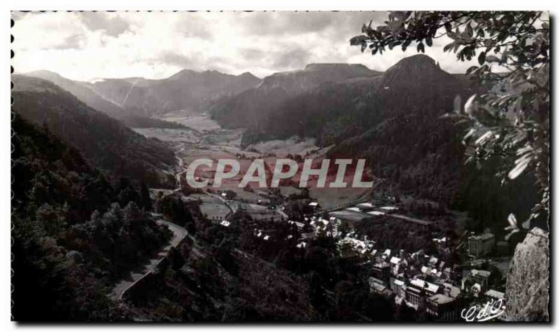 Le Mont Dore - Sancy - Massif du Sancy Vallee lover in the town of Mont Dore ...