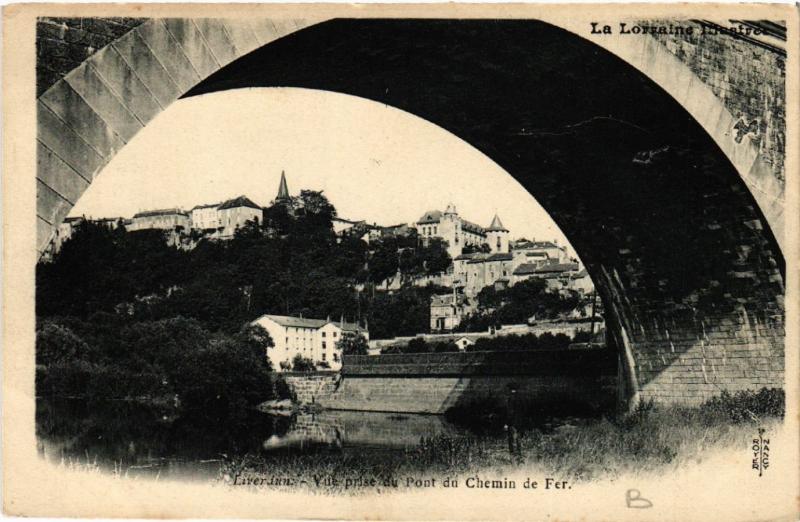 CPA  Liverdun - Vue prise du Pont du Chemin de Fer  (483945)