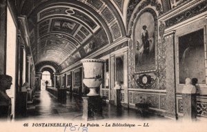 Le Palais,Fountainebleau,France BIN