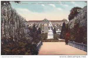 Germany Potsdam Schloss Sanssouci und Denkmal Friedrich der Grosse