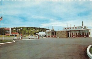 White River Canada Bagdon's Esso Centre Vintage Postcard AA59648