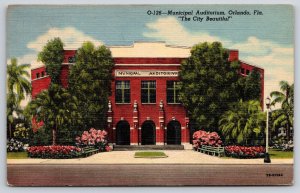 Orlando Florida~Municipal Auditorium~Red Brick Bldg~Flowers~Linen 1950 Postcard