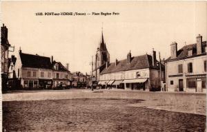 CPA PONT-sur-YONNE - Place Eugene Petit (658973)