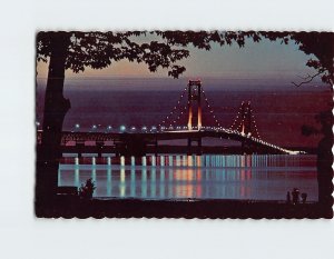 Postcard The Mackinac Bridge Michigan USA