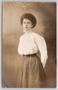 RPPC Young Face Edwardian Teacher Gertrude Sutton High Collar Postcard U23