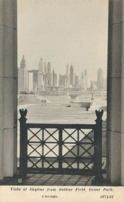 USA Vista of Skyline from Soldier Field Grant Park Chicago 06.54