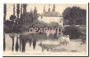 The edges of Loiret Old Postcard Tray mill