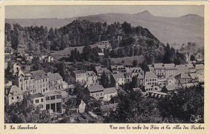 France La Bourboule Vue sur le roche des Fees et la villa des Roches 1930 Photo