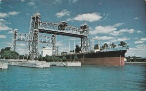 VINTAGE 1970S PORT COLBORNE ONTARIO LIFT BRIDGE OVER WELLAND CANAL POSTCARD SHIP
