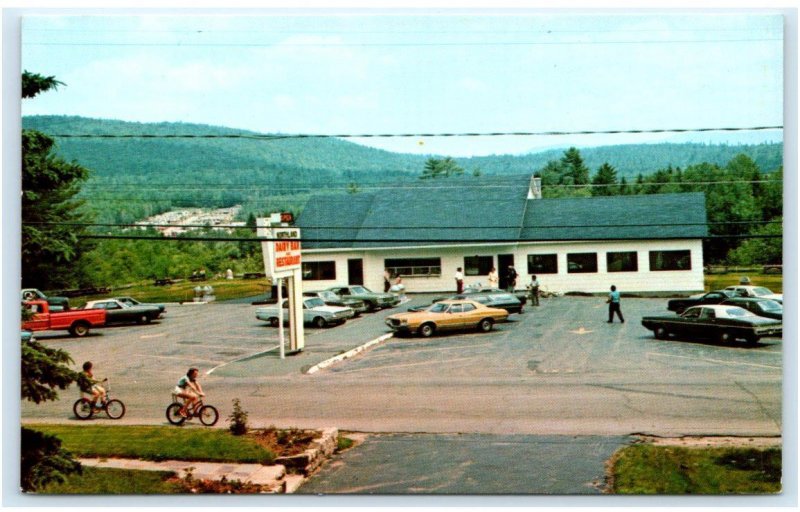 MANCHESTER, NH ~ Roadside NORTHLAND DAIRY BAR & Restaurant c1960s Cars Postcard