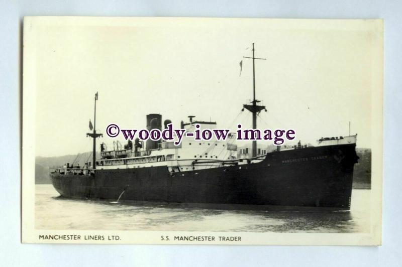 pf0142 - Manchester Liners Cargo Ship - Manchester Trader built 1941 - postcard