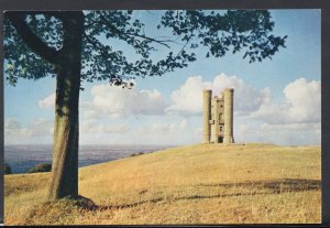 Worcestershire Postcard - Broadway Hill and Tower    RR3196