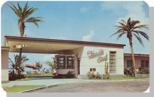 Classic St Petersburg, Florida/FL Postcard, Trails End Court,1950's?