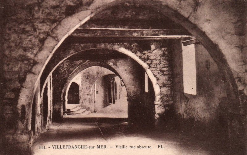 Vielle rue Obscure,Villefranche-Sur-Mer,France BIN