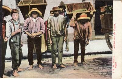 MEXICO   VENDEDORES de CARNE / Meat Vendors  postcard