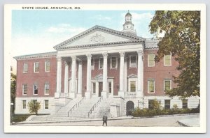 State House Of Annapolis Maryland~Man Standing In Road Near Pillard Stairs~Vtg