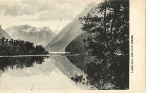 PC NEW ZEALAND, LAKE ADA, MILFORD SOUND, Vintage Postcard (b43897) 