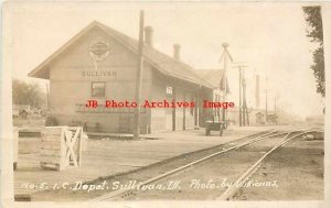 Depot, Illinois, Sullivan, RPPC, Illinois Central Railroad Station,Williams No 5