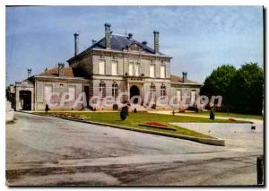 Modern Postcard St Savin de Blaye The Town Hall and Gardens