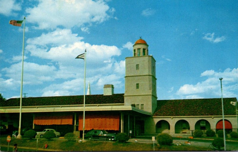 Texas Laredo UNited States Customs and Immigration Building