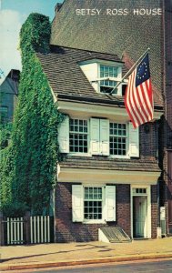 USA Betsy Ross House Philadelphia Chrome Postcard 07.55