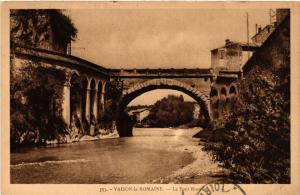 CPA VAISON-la-ROMAINE - Le Pont Romain (511763)