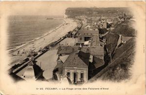 CPA FÉCAMP-La Plage prise des Falaises d'Aval (347670)