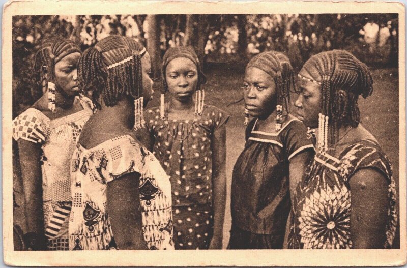 Central African Republic Oubangui Chari Daughters of the Sultan of Rafai 05.19