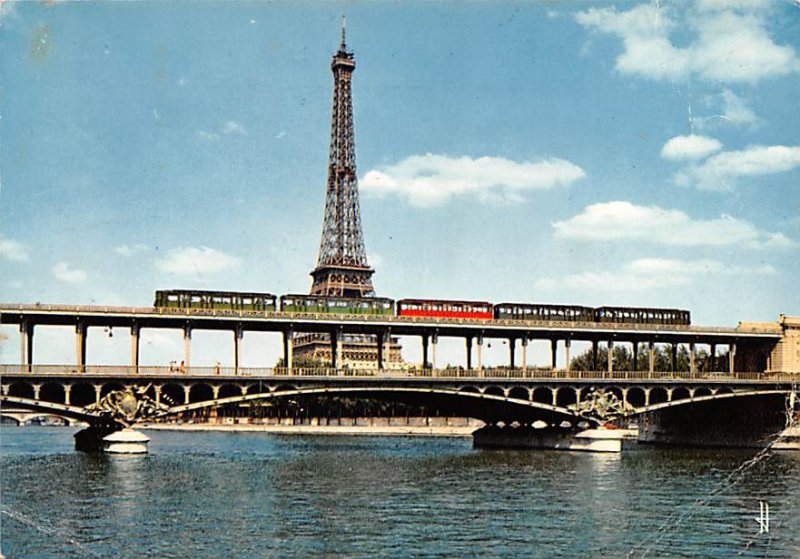 La Tour Eiffel Paris France 1972 