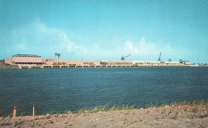 Postcard The Robert H. Saunders Generating Dam In Canada And Barnhart Island