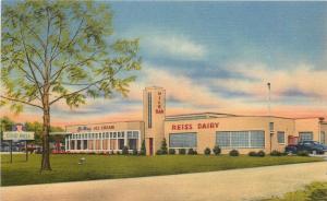 Linen Postcard; Reiss Dairy & Cowbell Ice Cream Parlor, Sikeston MO Scott County