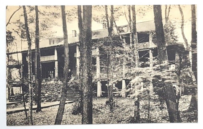 1930s Big Moose, New York , Main Camp, Covewood, Old Vintage Postcard A12