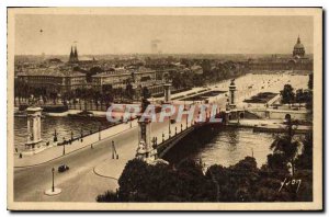 Postcard Old Paris strolling the Pont Alexandre III and the Esplanade des Inv...