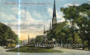 Flower Beds - MIlwaukee, Wisconsin WI Postcard