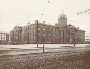 Piccadilly Manchester Town Hall Infirmary Postcard