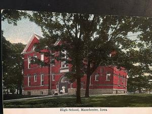 Postcard 1914 View of High School in Manchester, Iowa.    T4