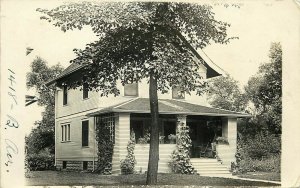 c1915 RPPC Postcard; House at 1418 B. Ave, Cedar Rapids IA posted