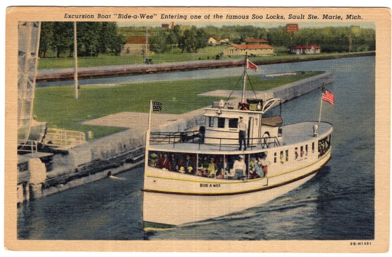 Sault Ste. Marie, Mich, Excursion Boat Ride-a-Wee Entering the Soo Locks S