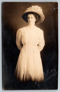 RPPC  Pretty Lady With Large Hat  Portland Oregon  Postcard  c1910