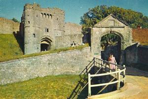 (g04) Wight Carisbrooke Castle The Gateway Dixon PC