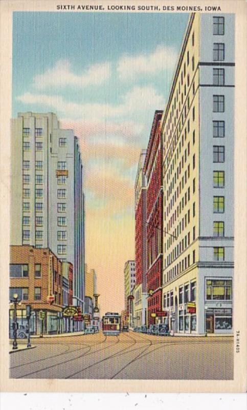 Iowa Des Moines Trolley On Sixth Avenue Looking South Curteich