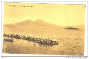 NAPOLI, Il Vesuvio da mare, Campania, Italy, 00-10s