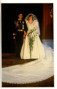 Prince Charles, Princess Diana, Buckingham Palace Portrait, Royal Wedding 1981