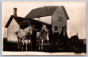 K46/ Florence South Dakota Postcard RPPC c1910 Home Man Horses 101