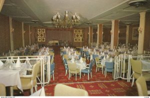 MONTREAL , Quebec , Canada ,1950-60s ; Salle Du Barry - Skyline Hotel