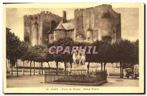 Old Postcard Niort Place du Donjon Statue Ricard