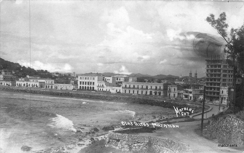 1940s Olas Altas Mazatlan Mexico Morales RPPC real photo postcard 9614