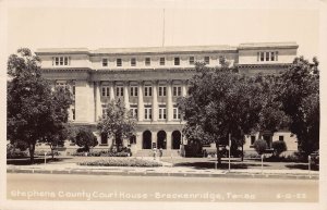J79/ Breckenridge Texas RPPC Postcard c50s Stephens County Court House 440