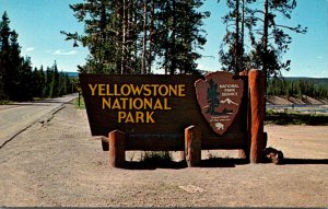 Yellowstone National Park Welcome Sign